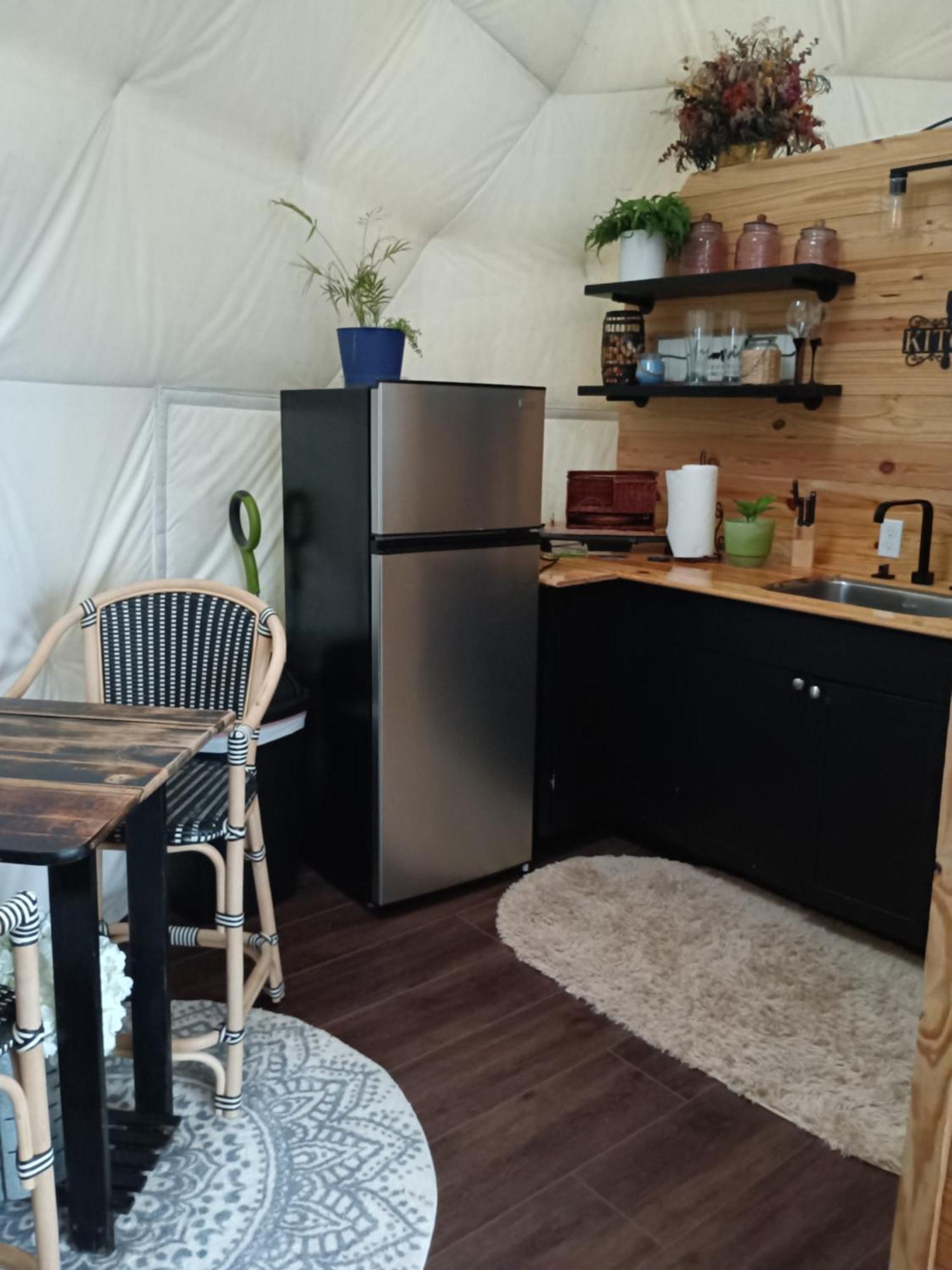 Hotel Waterfront Luxury Glamping Dome Rogersville Zewnętrze zdjęcie